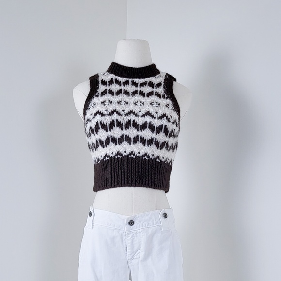 *Free with Purchase* Zara Knit Sweater Vest cableknit soft comfy sleeveless crop - Picture 2 of 8